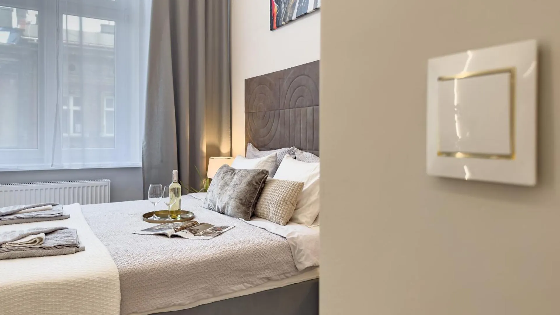 Apartament Queen W Sercu Krakowskiego Kazimierza Apartment 0*, Krakow Poland